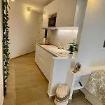 Inside The Wave B 타코론테